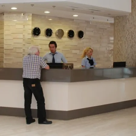 Munamar Hotel İçmeler